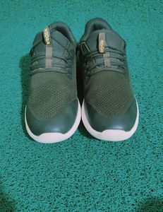 Wrong Men's Casual Shoes. Like New. Good Condition