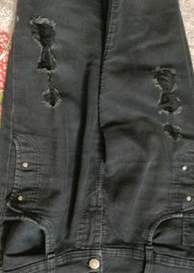 Women's Plaid Shirt &amp; Distressed Jeans Set