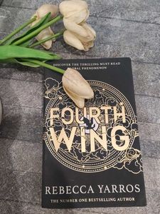 Fourth Wing by Rebecca Yarros - Bestseller