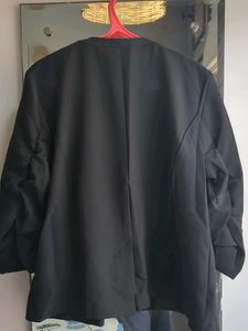 Chic Black Open Front Blazer