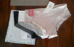 H&amp;M 3-Pack Cotton &amp; Lace Briefs