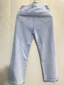 Pearl embellished high waist jeans