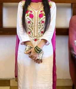 Kurta Set with Pink Embroidery