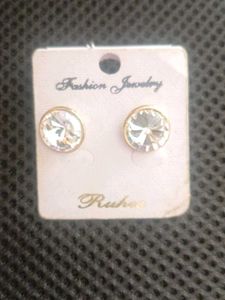Sparkling Stud Earrings - 2 pair