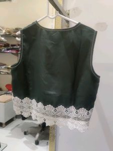 Emerald Green Lace Trim Crop Top