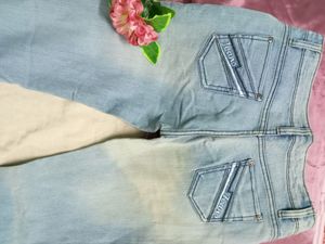 Jeansss