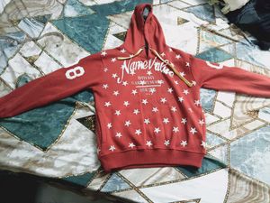 Red Star Print Hoodie