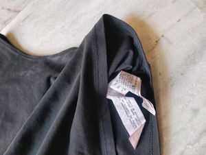 Black Cropped Cap Sleeve Top