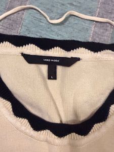 Cream Knit Tank Top with Scallop Trim