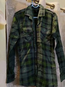 Men's Green Plaid Long Sleeve Shirt