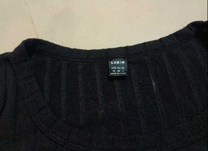 Ribbed Knit Long Sleeve Crop Top