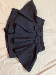 Black skorts with Bow Detail