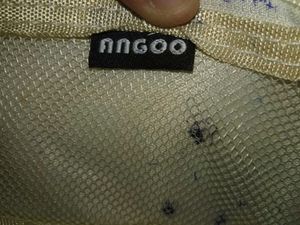 ANGOO'S viral white and pink pencil pouch