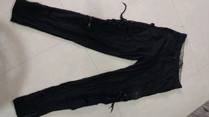 Black Cargos