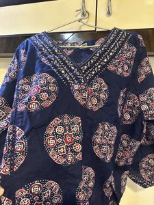 Navy Blue Printed Kurta sets