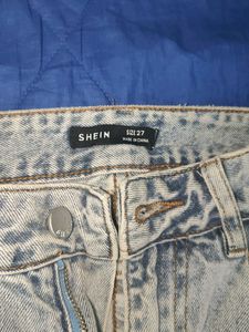 Distressed Light blue Jeans