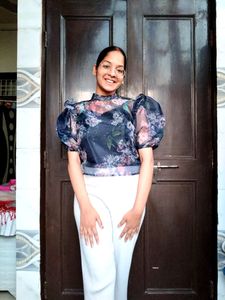 Floral Print Puff Sleeve Top