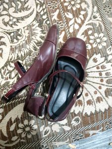 Elegant Maroon Slingback Heels