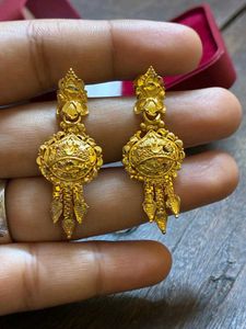 Exquisite Traditional Gold Earrings