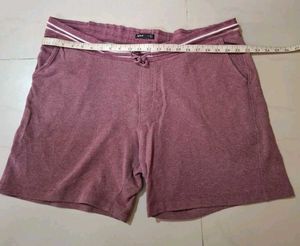 Comfortable Men's Maroon Shorts