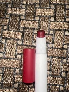 Maxford Lip Crayons - 2 Shades ❤️
