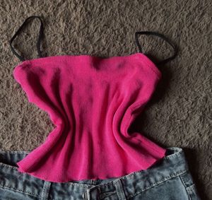 Hot Pink "Never Give Up" Crop Top