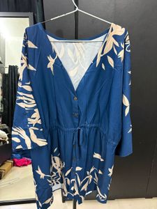 Blue Floral Print Button-Front top