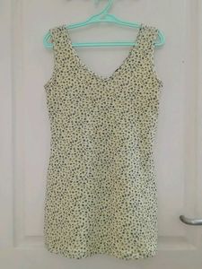 Butter Yellow Floral Mini Dress 💐