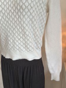 Chic White Knit Sweater