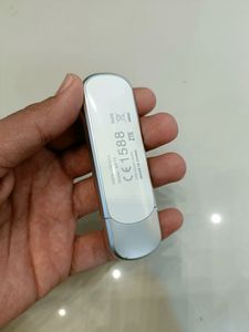 Airtel Wi-Fi Dongle Cum Card Reader
