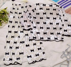 very cute Bow Pajama Set👍