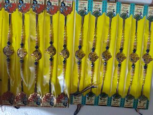 Fancy Rakhi Set