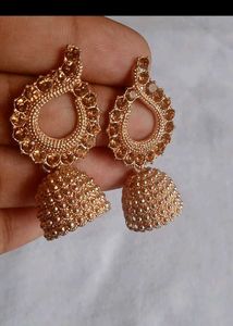 Vintage Gold Jhumka Earrings