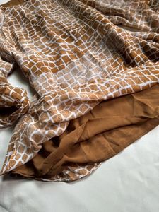 Brown &amp; White Snake Print Puff Sleeve Top