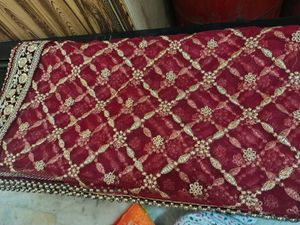 maroon bridal duppata