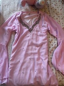 fairy pink kurti ( size small to medium)