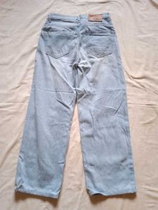 Light Wash Ripped Wide Leg Jeans