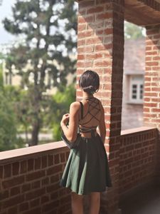 Chic Backless Green Mini Dress