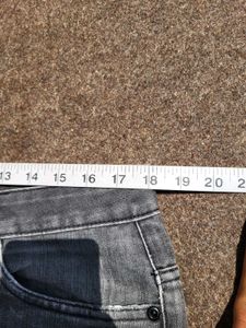 Classic Light-Wash Wide-leg Jeans