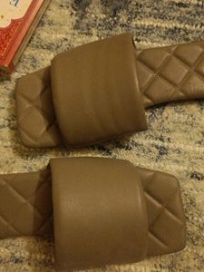 H&amp;M flats