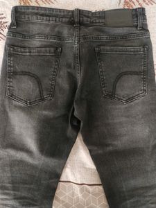 Denimize Solid Mid-Rise Jeans