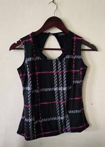 Chic Plaid Sleeveless Top