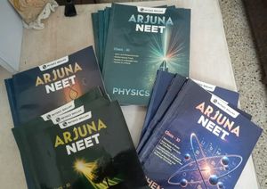 Arjuna NEET Physics ,Chemistry , botany , zoology,