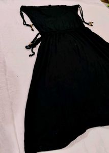Elegant Black Dress with Tie Waist