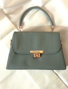 hand or sholder bag
