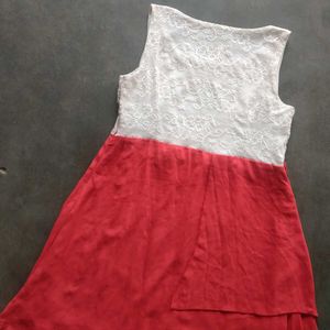 Chic Lace &amp; Ruffle Dress