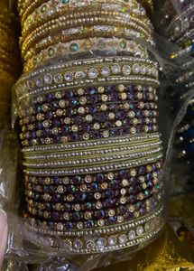 6 Designs Bangles Collection with box