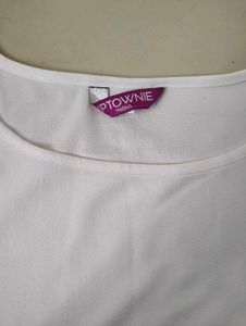 Classic White top