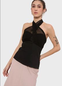 Black Solid Halter Neck Top