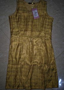 Saaki Gold Printed Kurta – Size M